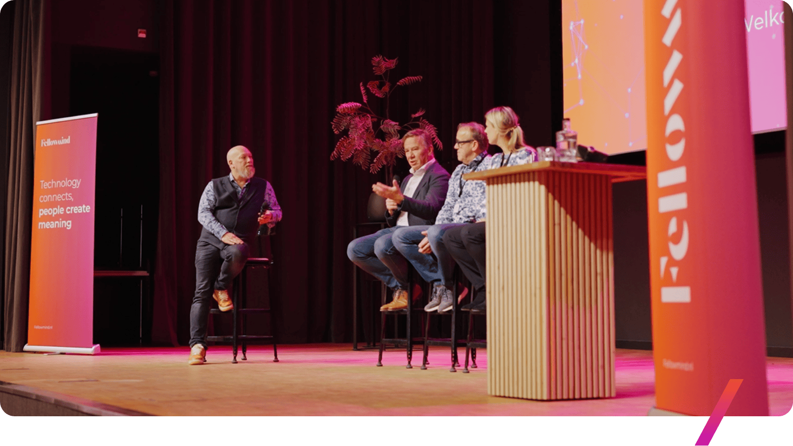 Fellowmind Business Summit 2025 paneldiscussie.png