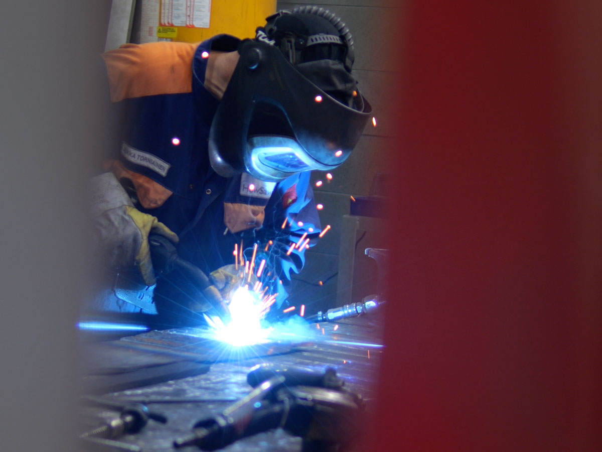 veisto personel welding machinery