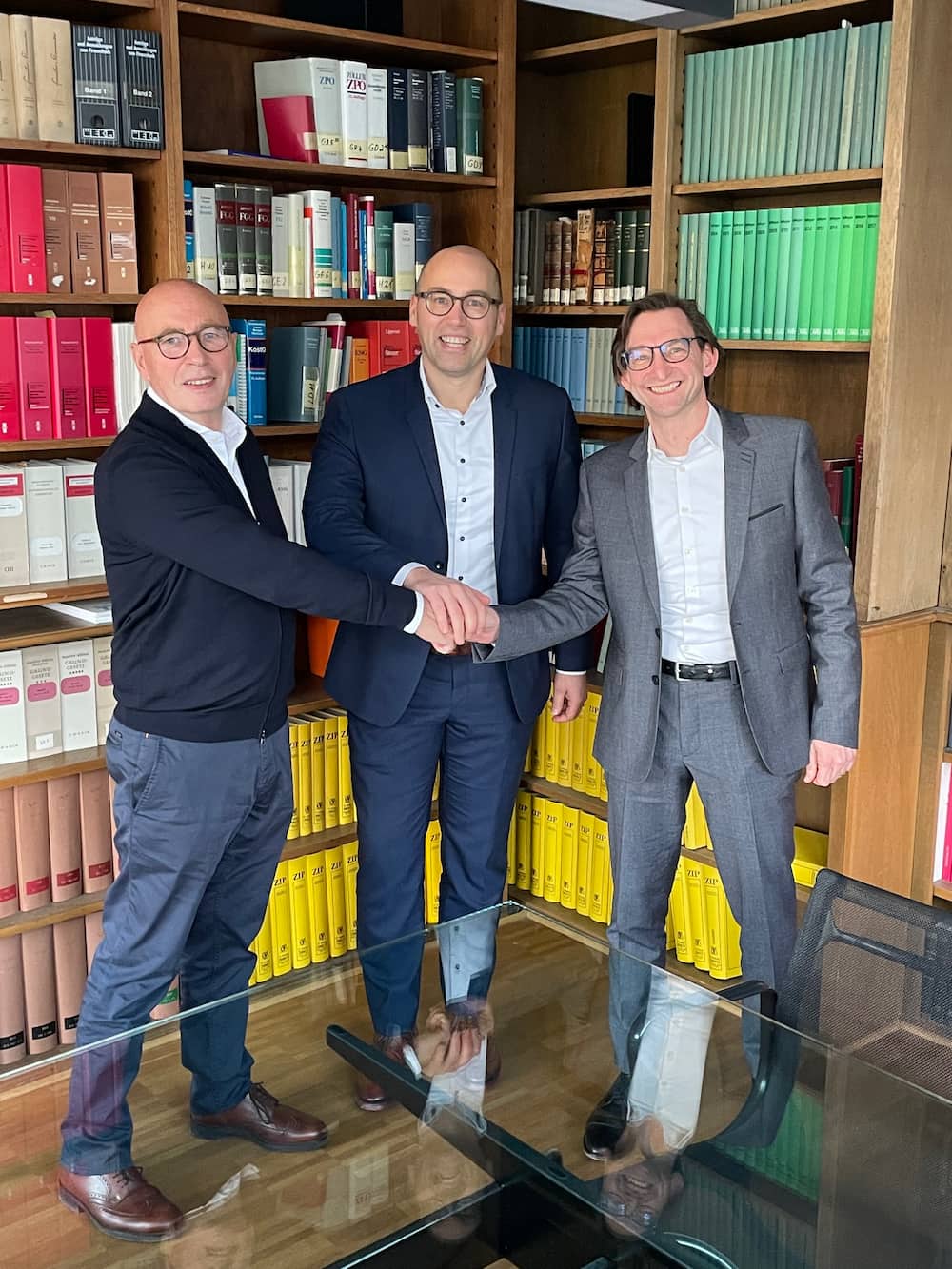 Die drei Geschäftsführer Gregory Thurgood, Adelhard Türling und Thorsten Brombach. applabs